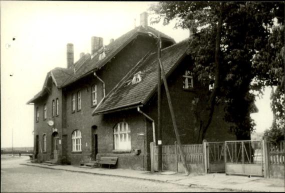 dworzec kolejowy, skan 2