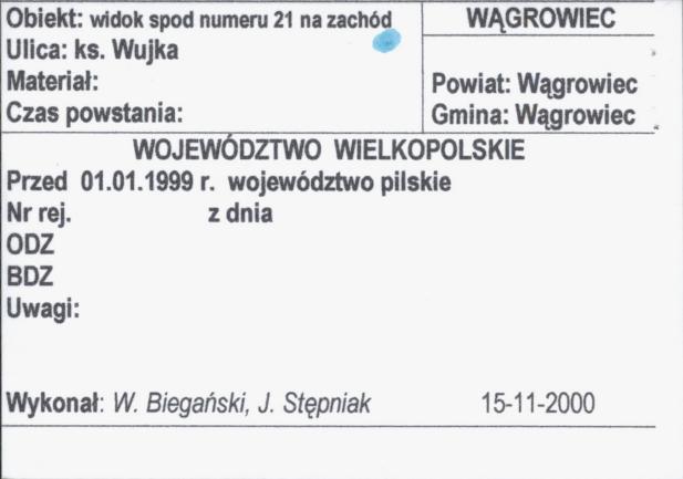 ulica - widok spod numeru 21 na zachód, skan 1