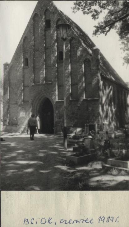 kaplica cmentarna, skan 2