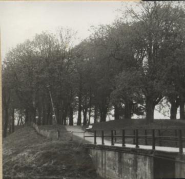 rów forteczny, park im. Dąbrowskiego, zach. fragment, skan 3