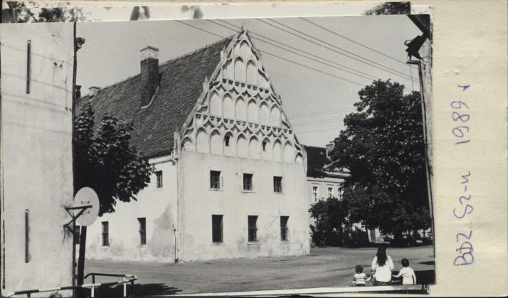 ratusz (ob. UMiGm.), skan 2