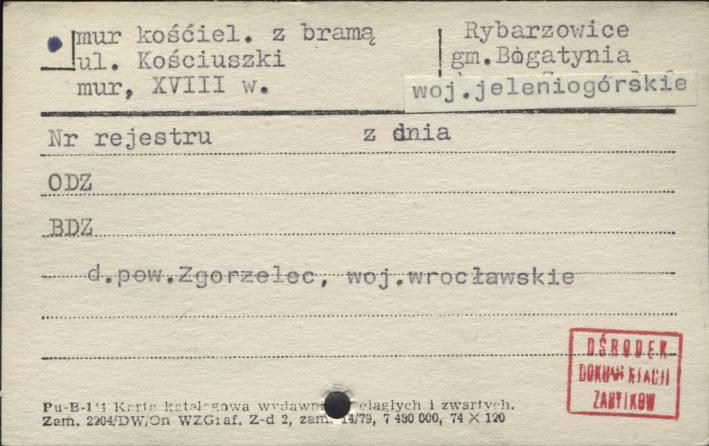 mur kościel. z bramą, skan 1