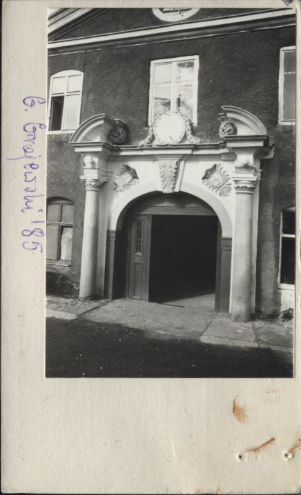 dwór - portal, skan 2