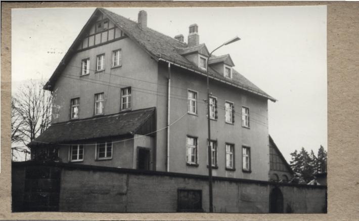 dom II - biura, magazyn, skan 2