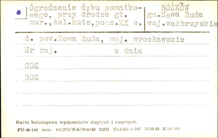 ogrodzenie dębu pomnikowego przy drodze gł., skan 1