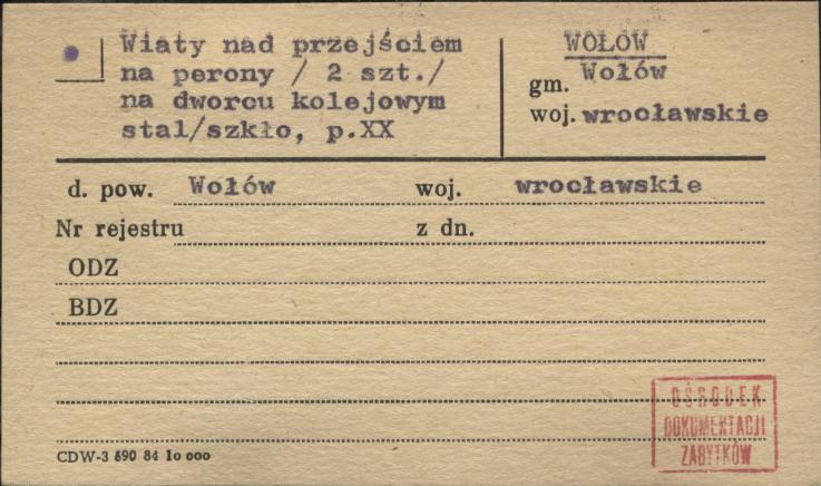 wiaty nad przejściem na perony (2 szt.) na dworcu kolejowym, skan 1
