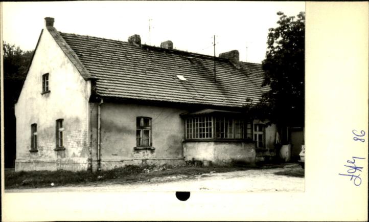 dom ob. magazyn, skan 2