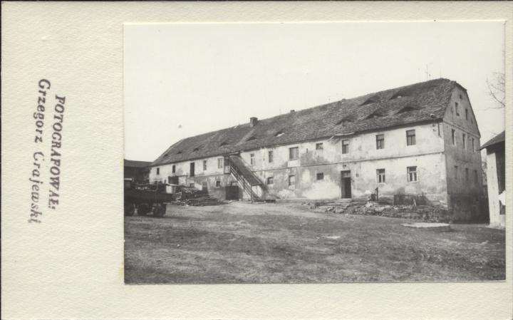 budynek mieszkalno-gospodarczy - folwark, skan 2