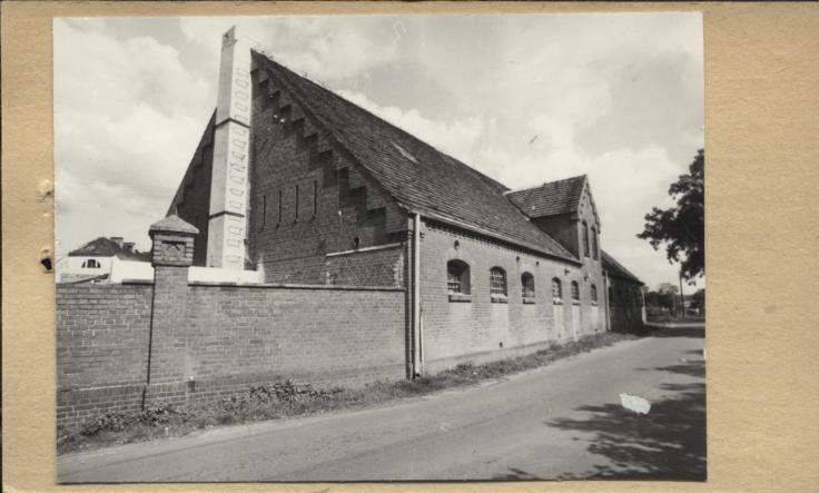 obora, ob. magazyn II (d. PGR), skan 4