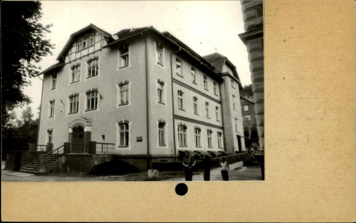 dom wczasowy, ob. Sanatorium Kolejowe pawilon I, skan 2