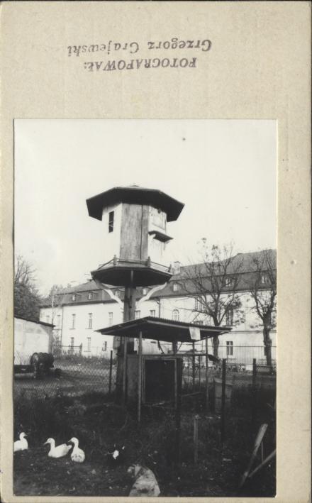 gołębnik przy d. pałacu, skan 2