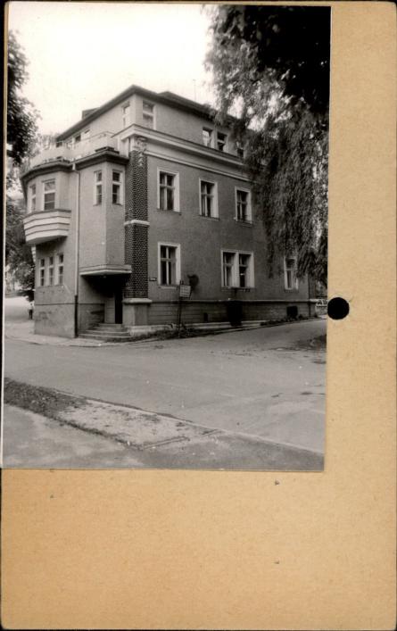 dom, skan 6