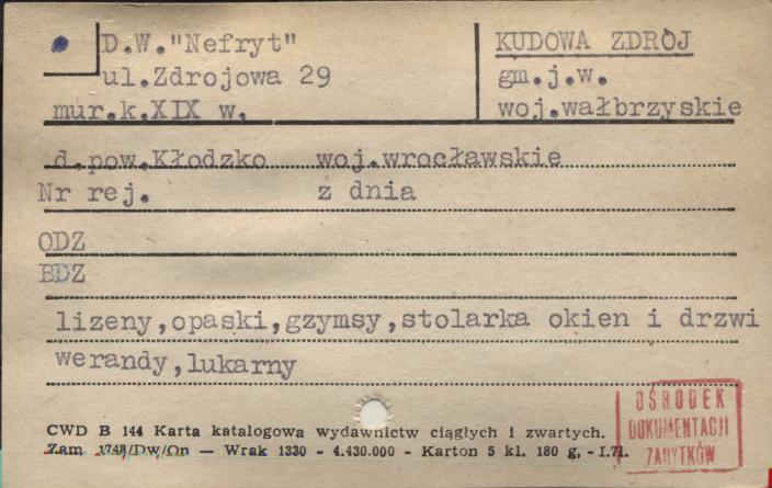 w. Nefryt, skan 1