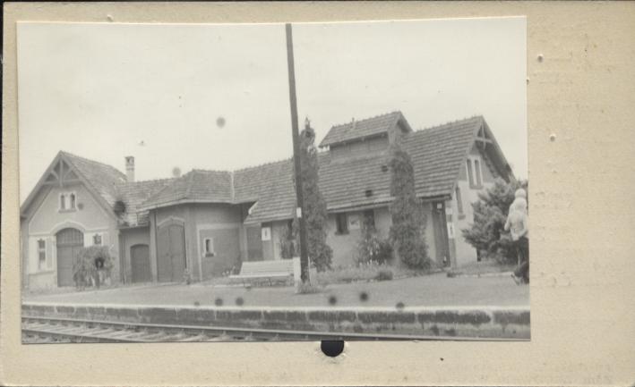 budynek WC w zespole dworca PKP, skan 2
