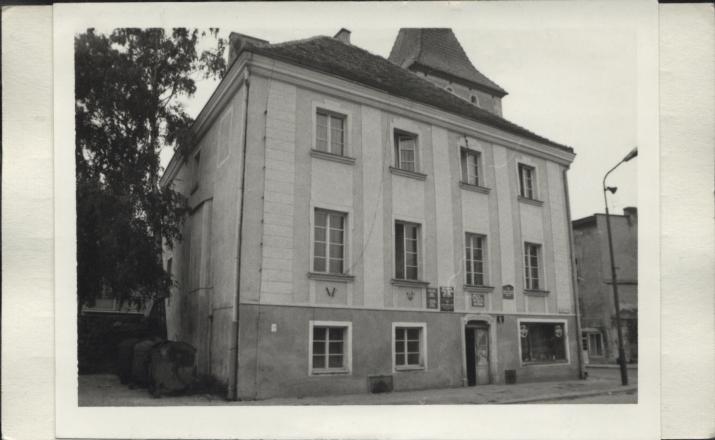 dom mieszkalny, ob. PTTK, skan 2