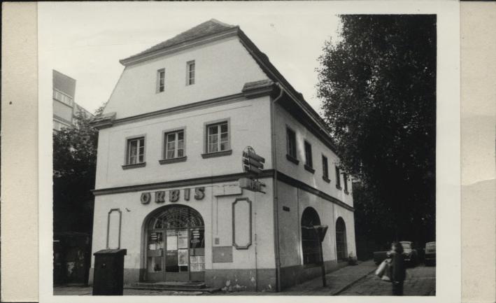 dom mieszkalny, ob. Orbis, skan 2