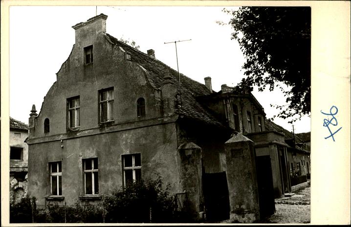 dom, skan 4