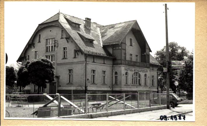 budynek zajazdu, ob. hotel sportowy i przedszkole nr 17, skan 2