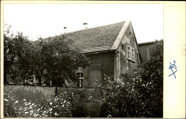 dom, skan 4