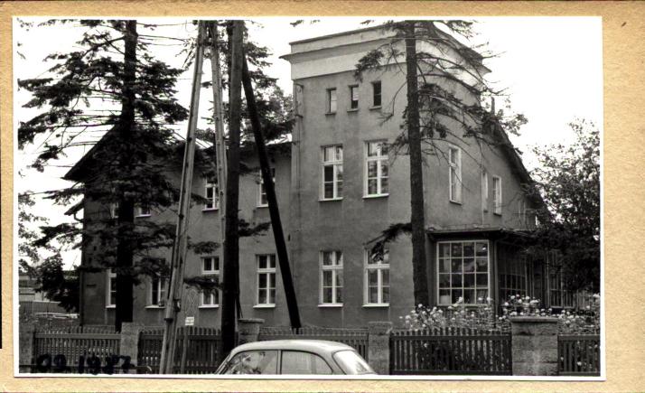 dom mieszkalny, ob. przedszk. doln. fabr. mebli, skan 2