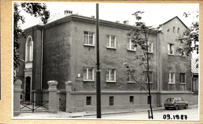 dom mieszkalny ob. przedszkole zakł. elektr., skan 2