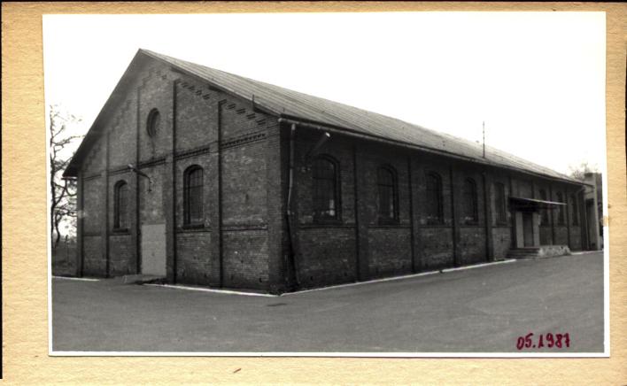 zespół magazynów, skan 2