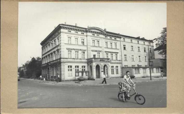 kamienica (ob. Dom Kultury), skan 2