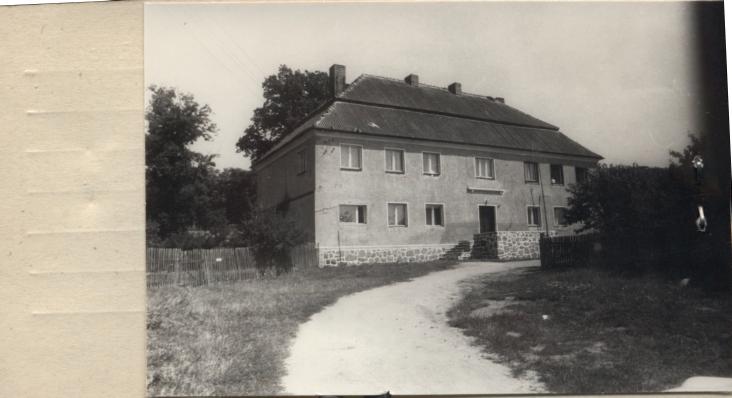 dwór, ob. świetlica, skan 2