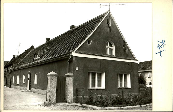 dom, skan 2