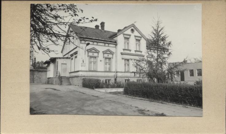 dom mieszkalny/willa/ ob. Zarząd Sp. Inwalidów, skan 2