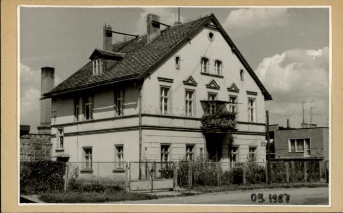 dom mieszkalny, ob. biura Kombinatu PGR Świdnica, skan 2