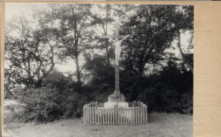 krzyż drewniany z figurą Chrystusa, skan 2