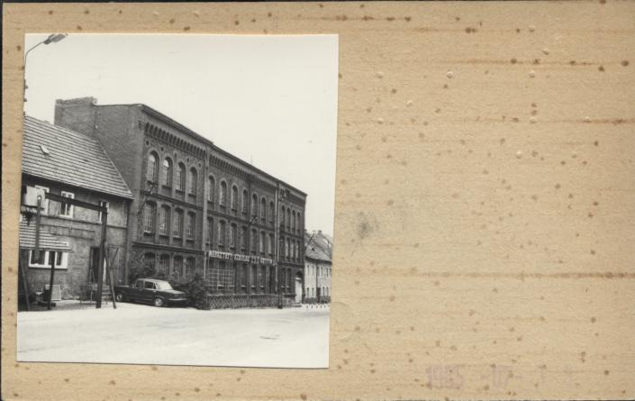 budynek przemysłowy, skan 2