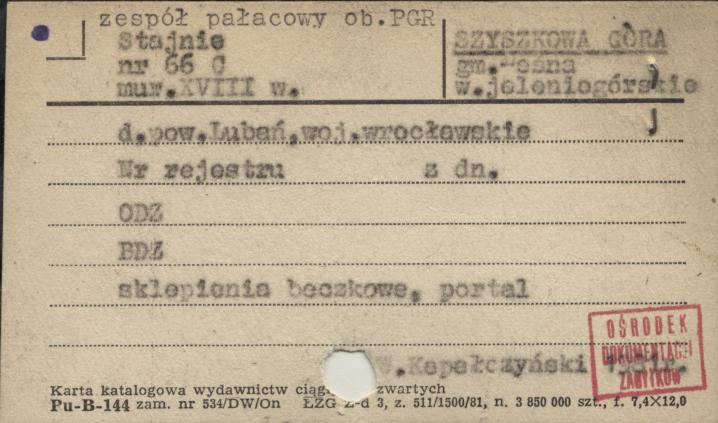 zespół pałacowy ob. PGR - stajnie, skan 1