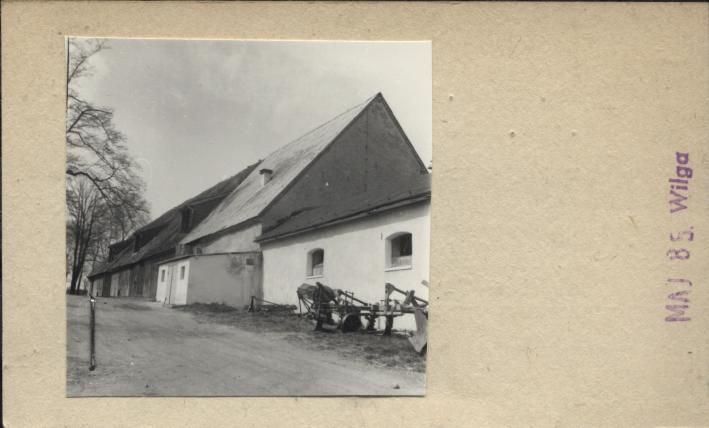 zespół pałacowy ob. PGR- spichlerz, skan 2