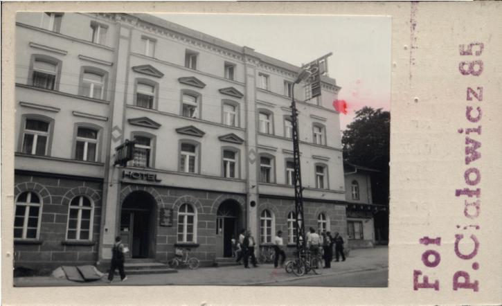 hotel, restauracja, skan 2
