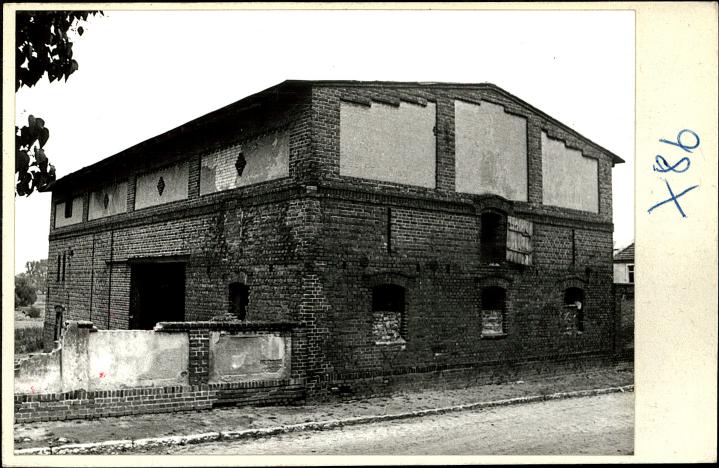 dom gospodarczy, skan 2