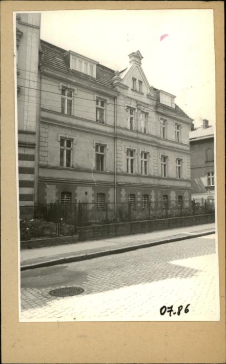 dom mieszkalny, ob. Internat Studium Nauczycielskiego, skan 2