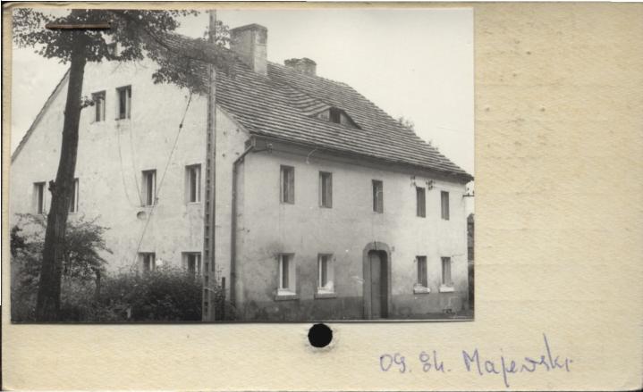 dom, skan 2