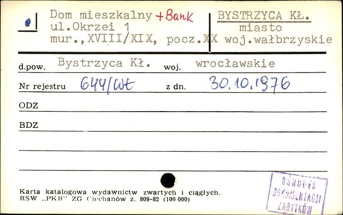 dom mieszkalny + bank, skan 1