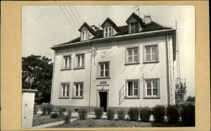 dom mieszkalny - ob. lecznica zwierząt, skan 2