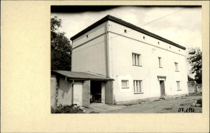 oficyna mieszkalna - zespół folwarczny cystersów, ob. POHZ, skan 2