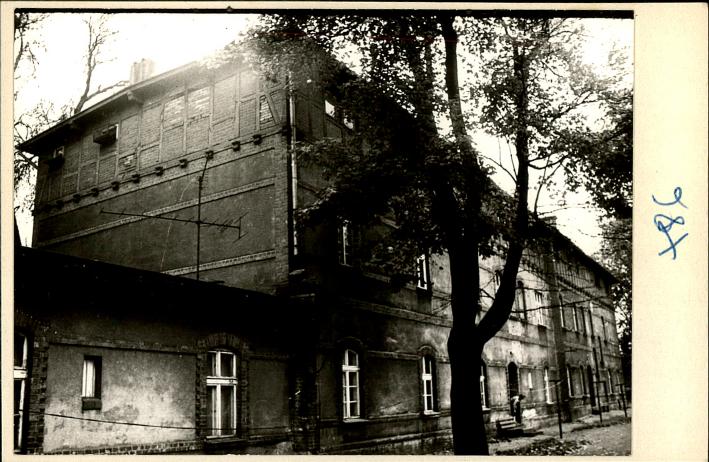 bud. w koszarach, ob. mieszk., skan 2