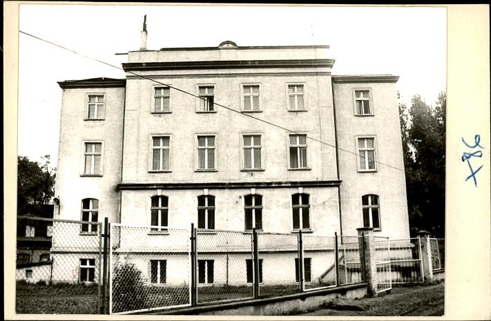 dom mieszkalny, ob. internat ZSR w Głogowie, skan 2