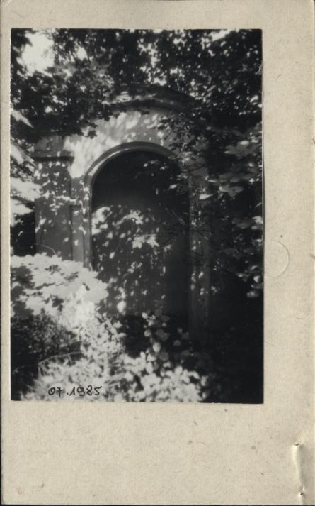 mur ogrodzenia kościoła św. Jadwigi + 4 kaplice, skan 3