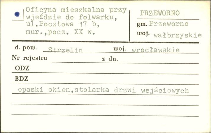 oficyna mieszkalna przy wjeździe do folwarku, skan 1