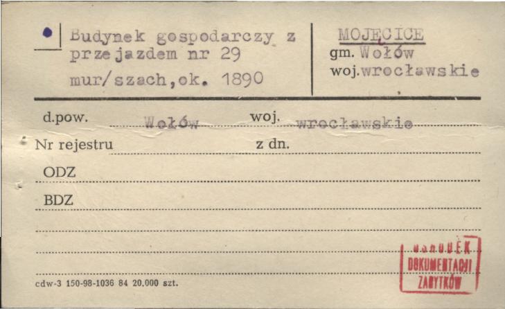 budynek gospodarczy z przejazdem, skan 1