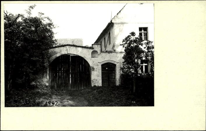 ogrodzenie z bramami, skan 2