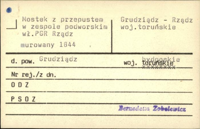 mostek z przepustem w zespole podworskim, skan 1