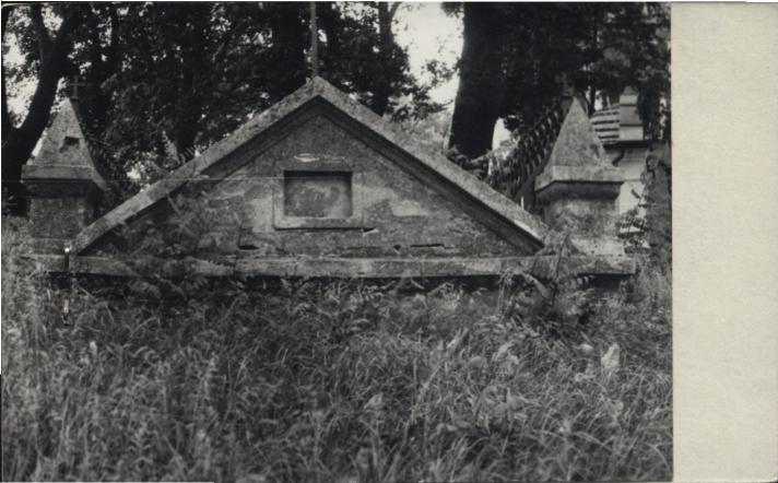 grobowiec, skan 3
